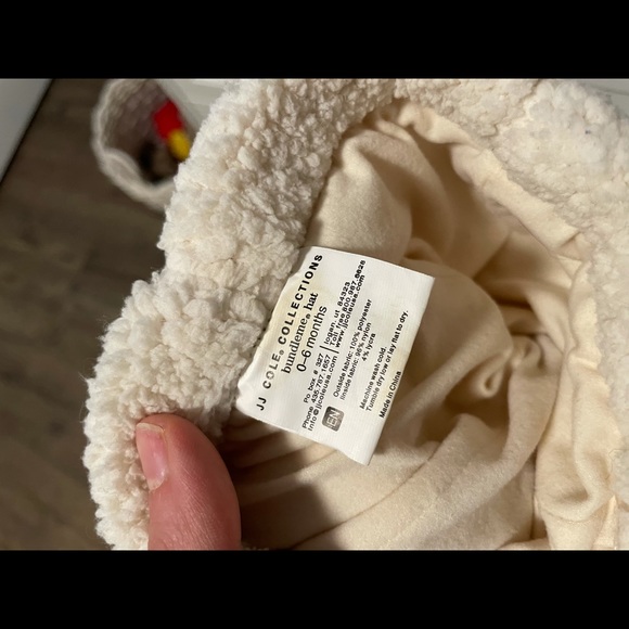 3 baby hats (0-6m,0-6m and 0-12m) - Picture 6 of 9